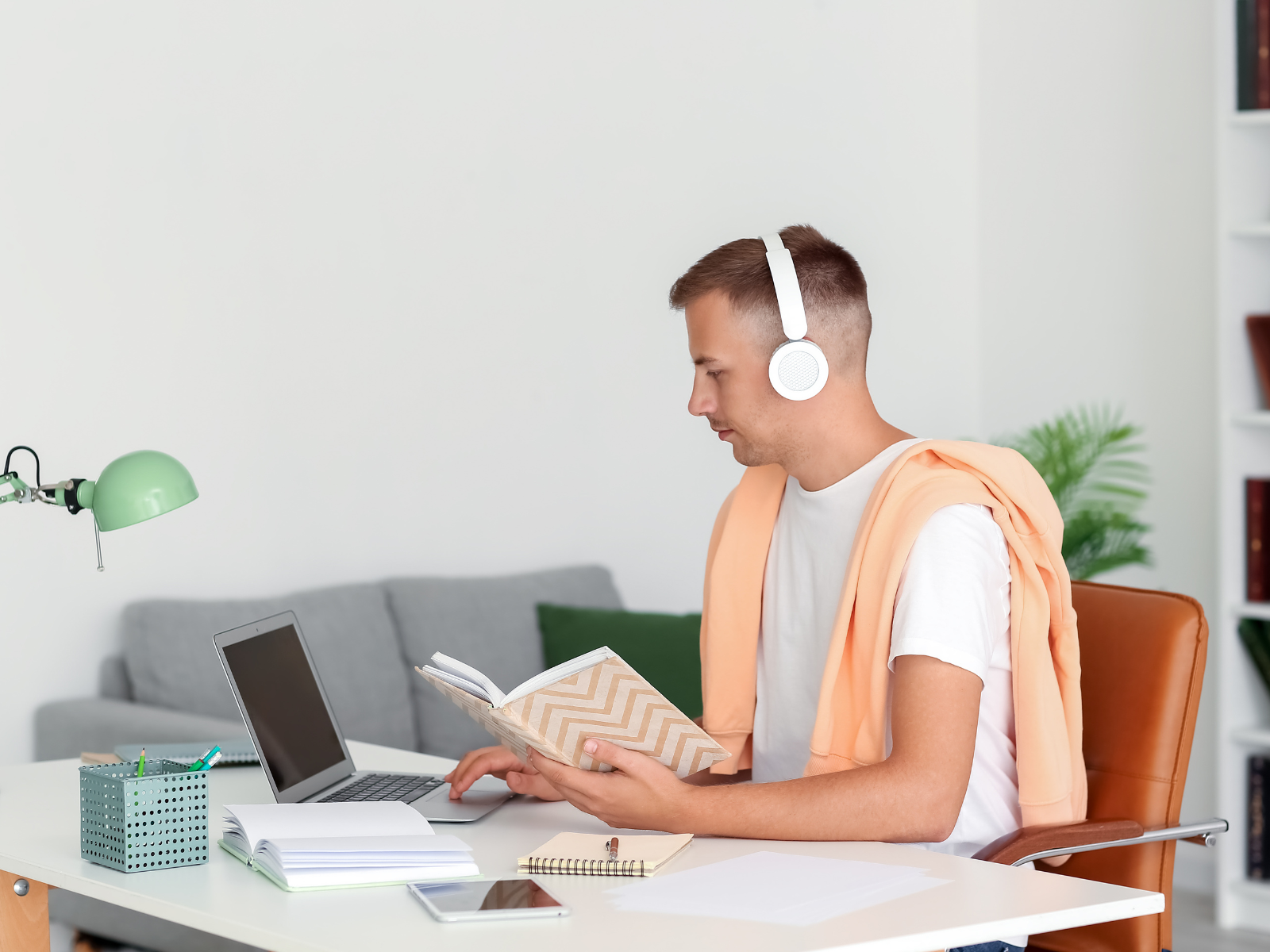 Estudiante preparándose para IELTS