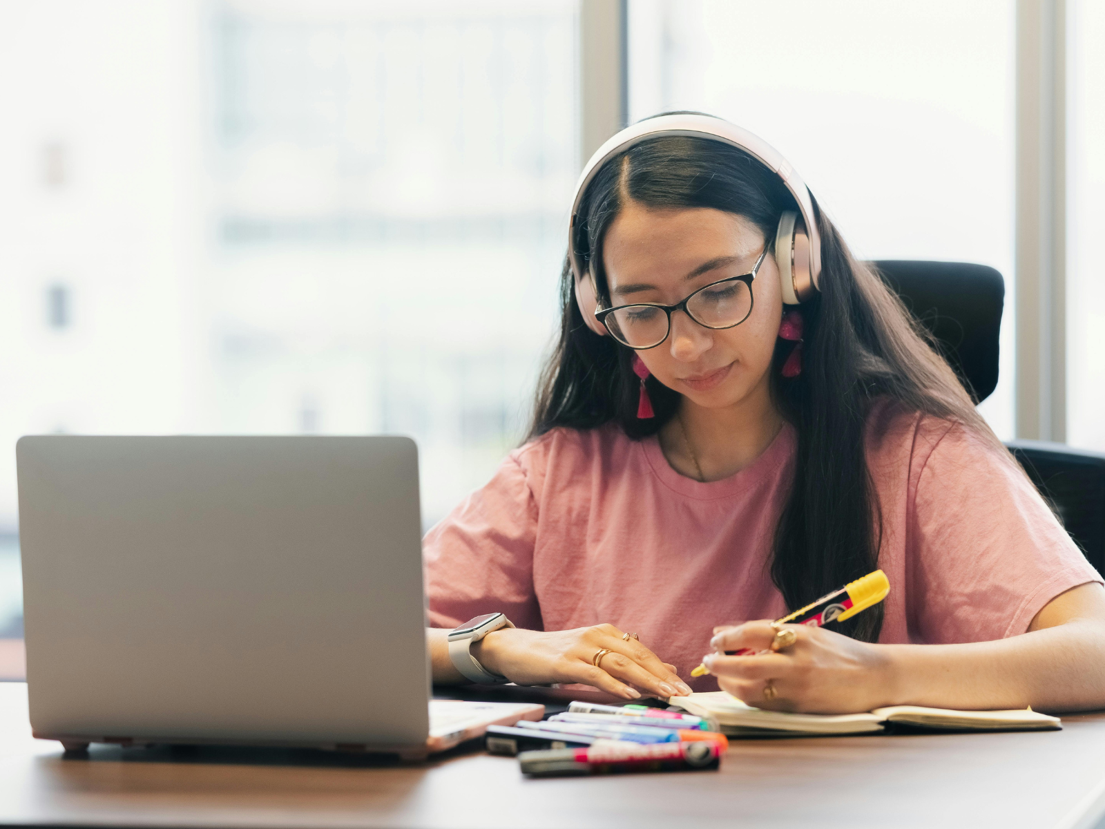 Estudiante preparándose para TOEFL ITP